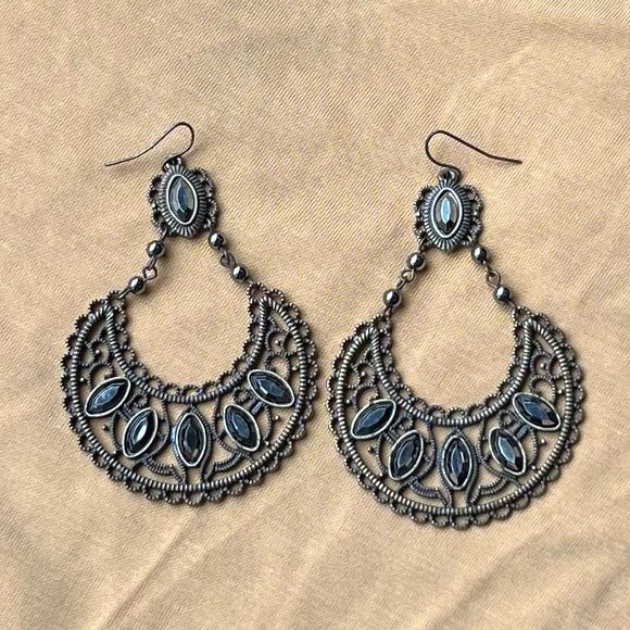 DARK METALLIC EARRINGS - Picture 2 of 2